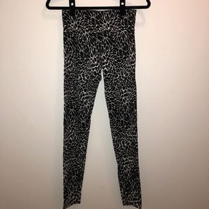 Black and White Patterned Leggings